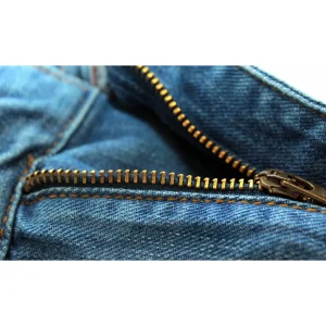 Cierre metálico para jeans